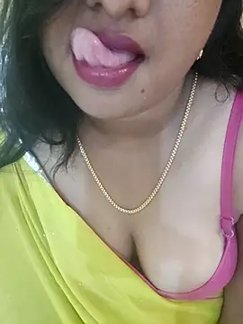 Snapshot of Ramya_456 chatting on April 17, 2026, 5:32 am Ramya 456 online show from April 17, 2026, 5:32 am