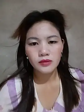 Snapshot of meg_06 chatting on June 24, 2026, 2:37 pm meg 06 online show from June 24, 2026, 2:37 pm