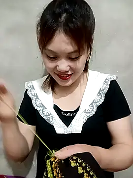 meg 06 online show from May 8, 2026, 1:42 am
