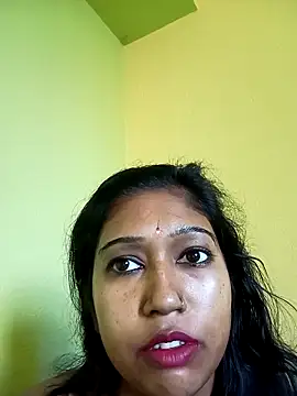 Snapshot of bannerjeesneha20 chatting on May 7, 2026, 2:38 am bannerjeesneha20 online show from May 7, 2026, 2:38 am