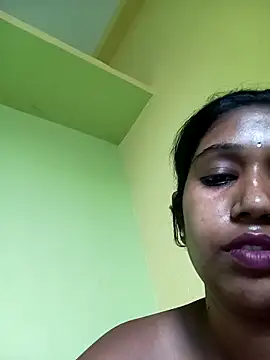 Snapshot of bannerjeesneha20 chatting on April 22, 2026, 1:56 am bannerjeesneha20 online show from April 22, 2026, 1:56 am