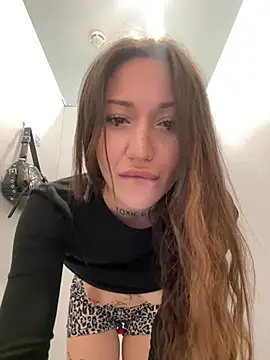 Snapshot of SaintSquirt chatting on May 13, 2026, 11:06 am SaintSquirt online show from May 13, 2026, 11:06 am