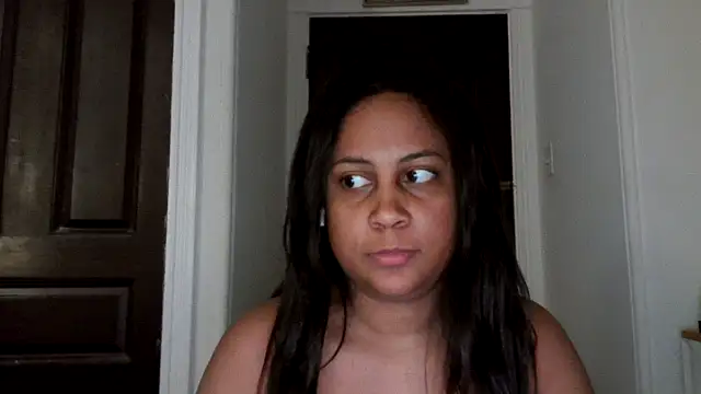 Snapshot of biancadoesit chatting on May 3, 2026, 10:20 am biancadoesit online show from May 3, 2026, 10:20 am
