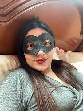 Snapshot of A_Moria chatting on May 17, 2026, 5:24 pm A Moria online show from May 17, 2026, 5:24 pm