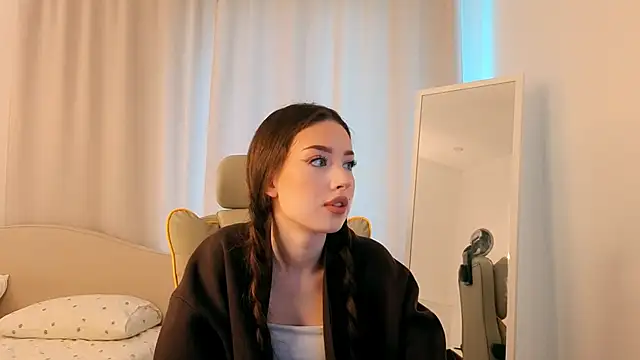 Snapshot of noonespyed chatting on March 27, 2026, 5:05 am noonespyed online show from March 27, 2026, 5:05 am