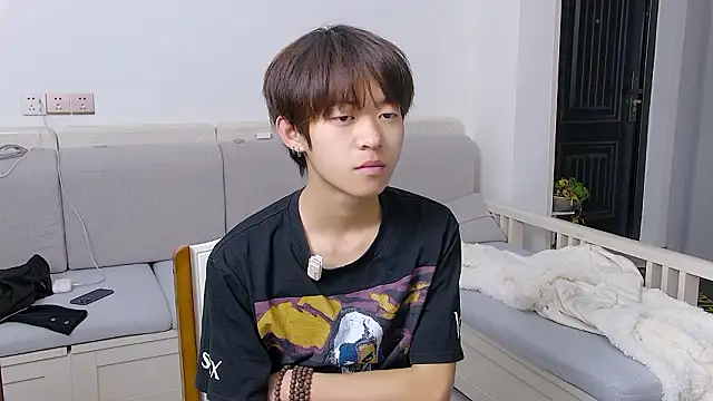 buding-001 online show from March 24, 2026, 11:21 am