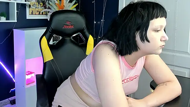 Amelia goth online show from May 11, 2026, 11:22 am