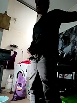 Snapshot of colombianoenchile chatting on April 16, 2026, 2:40 pm colombianoenchile online show from April 16, 2026, 2:40 pm