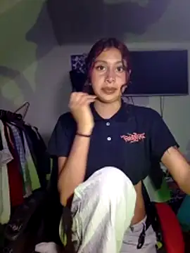 alejitaaa machaadoo online show from April 1, 2026, 9:23 pm