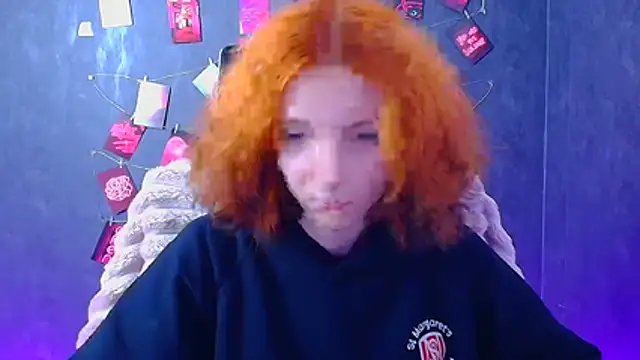 Snapshot of Butterfly_Milly chatting on July 9, 2026, 6:25 am Butterfly Milly online show from July 9, 2026, 6:25 am