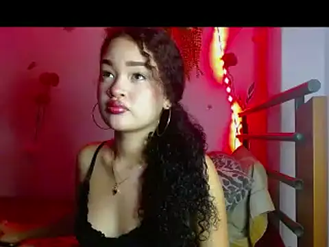 Snapshot of angel_lust1 chatting on May 5, 2026, 10:46 pm angel lust1 online show from May 5, 2026, 10:46 pm