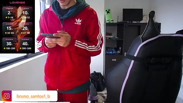 Snapshot of Bruno_santos1 chatting on April 15, 2026, 1:04 pm Bruno santos1 online show from April 15, 2026, 1:04 pm