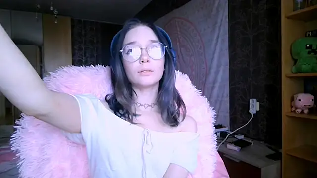 baby onface online show from April 27, 2026, 8:45 am