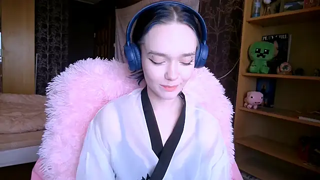 baby onface online show from May 10, 2026, 7:01 am