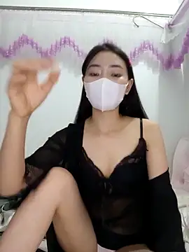 Xiangchuu online show from May 11, 2026, 2:24 am