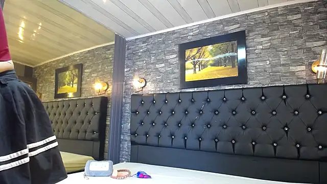  Isabel0 online show from March 26, 2026, 8:29 pm