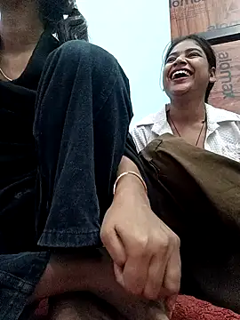 Hot   Amrita    online show from March 25, 2026, 8:03 am