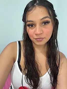 Colochitapupy online show from April 8, 2026, 2:35 am