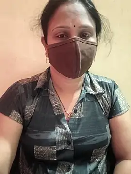 Snapshot of Latha_lovely chatting on April 7, 2026, 7:10 am Latha lovely online show from April 7, 2026, 7:10 am