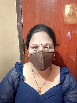 Snapshot of Latha_lovely chatting on April 3, 2026, 7:37 am Latha lovely online show from April 3, 2026, 7:37 am