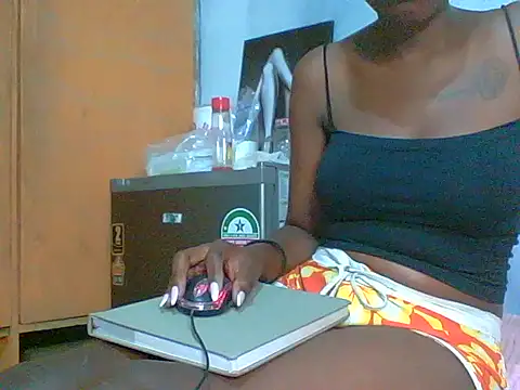 Snapshot of Engedzani1050 chatting on March 27, 2026, 3:35 pm Engedzani1050 online show from March 27, 2026, 3:35 pm