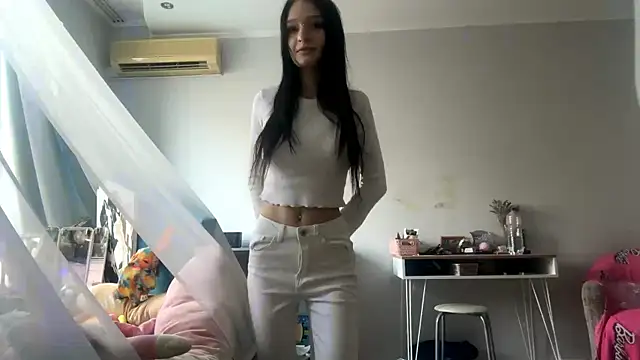 CathrynKypuros online show from March 25, 2026, 2:49 pm