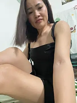 Snapshot of Lisa-07 chatting on April 11, 2026, 5:27 pm Lisa-07 online show from April 11, 2026, 5:27 pm