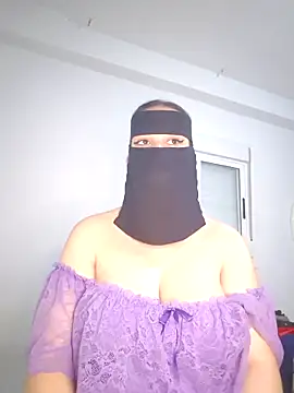 Big as-big online show from April 25, 2026, 6:16 pm