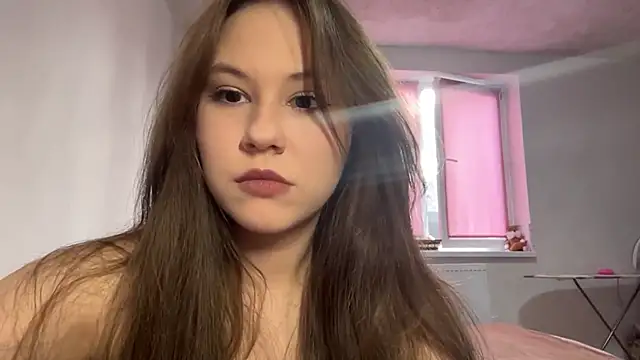 Snapshot of NyelleSpir chatting on April 3, 2026, 1:39 pm NyelleSpir online show from April 3, 2026, 1:39 pm