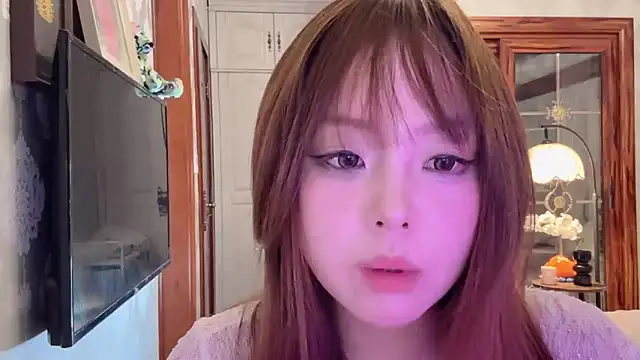 thelittlexx online show from May 10, 2026, 7:34 am