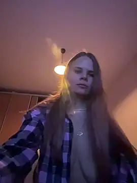 Snapshot of MaryMathews chatting on April 13, 2026, 1:09 am MaryMathews online show from April 13, 2026, 1:09 am