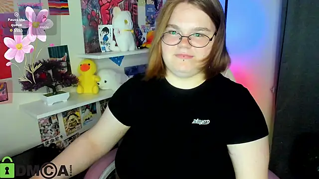 Snapshot of Maneela_Kennedy chatting on May 16, 2026, 12:04 pm Maneela Kennedy online show from May 16, 2026, 12:04 pm