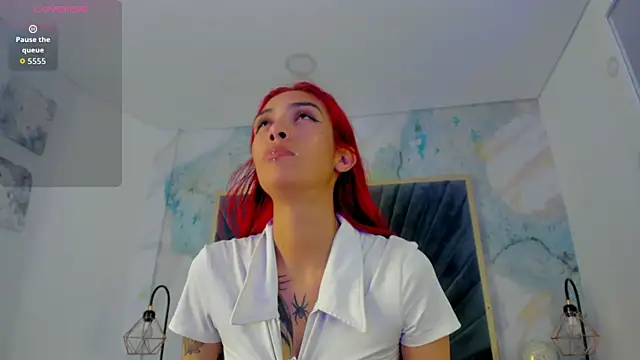 Derieri Blush online show from July 6, 2026, 7:27 pm