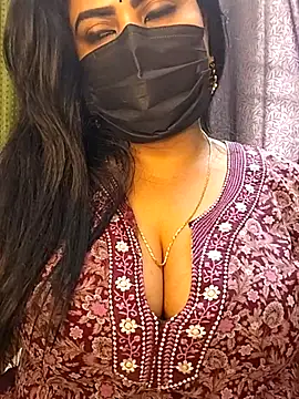Snapshot of Anushka_flower chatting on June 11, 2026, 3:14 am Anushka flower online show from June 11, 2026, 3:14 am