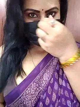 Snapshot of Anushka_flower chatting on June 18, 2026, 1:49 pm Anushka flower online show from June 18, 2026, 1:49 pm