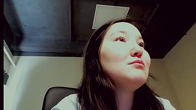 Snapshot of CamilaMartiez chatting on May 22, 2026, 1:09 pm CamilaMartiez online show from May 22, 2026, 1:09 pm
