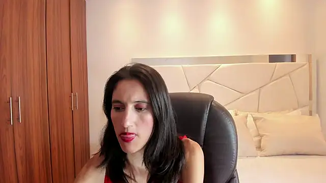 Snapshot of Shary_leon chatting on April 30, 2026, 7:10 pm Shary leon online show from April 30, 2026, 7:10 pm