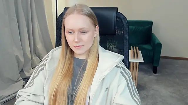 VestaBowmer online show from March 31, 2026, 9:33 am