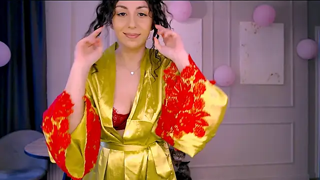 Snapshot of curly_jade_ chatting on April 13, 2026, 4:11 pm curly jade online show from April 13, 2026, 4:11 pm