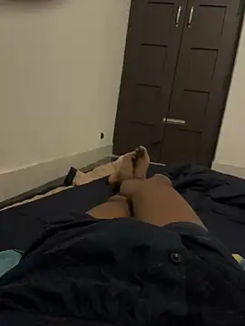 like a nud online show from March 27, 2026, 7:04 pm