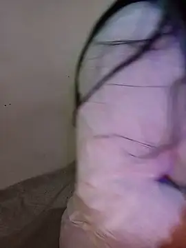 Snapshot of orla-love chatting on May 15, 2026, 10:30 pm orla-love online show from May 15, 2026, 10:30 pm
