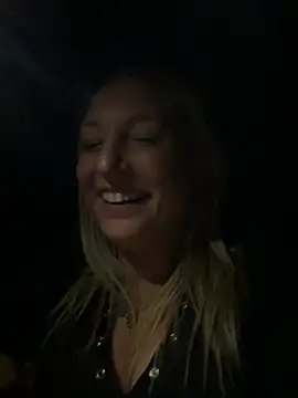 Snapshot of sweetkacibaby chatting on May 6, 2026, 2:15 am sweetkacibaby online show from May 6, 2026, 2:15 am