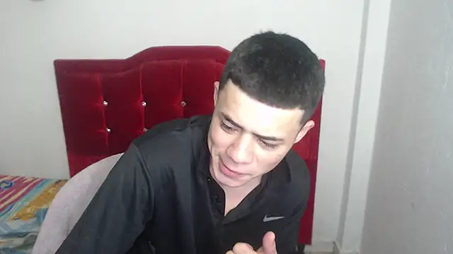 Snapshot of Jairito_989 chatting on May 8, 2026, 10:52 am Jairito 989 online show from May 8, 2026, 10:52 am