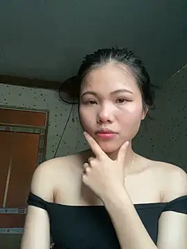 Snapshot of Mi-Lani chatting on March 27, 2026, 10:05 am Mi-Lani online show from March 27, 2026, 10:05 am