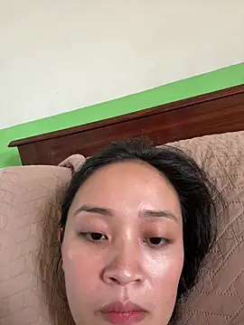 Snapshot of xlamina_ chatting on July 8, 2026, 2:35 am xlamina online show from July 8, 2026, 2:35 am