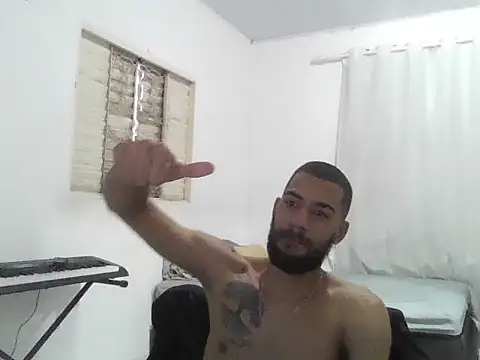 Alexandrecost059 online show from April 17, 2026, 8:44 pm