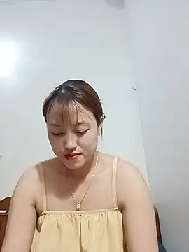 Snapshot of -Bitilu- chatting on June 12, 2026, 2:04 pm -Bitilu- online show from June 12, 2026, 2:04 pm