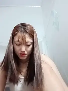 -Bitilu- online show from May 14, 2026, 8:17 pm