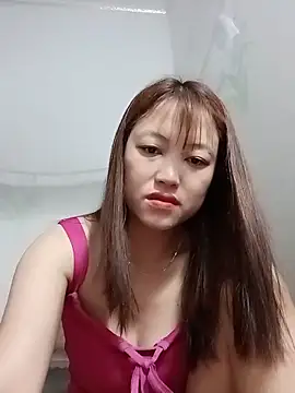 Snapshot of -Bitilu- chatting on May 15, 2026, 8:29 pm -Bitilu- online show from May 15, 2026, 8:29 pm