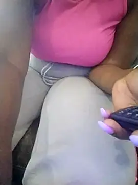 bigmumy online show from April 24, 2026, 12:51 pm